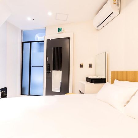 U Stay Myeongdong 首爾 外观 照片